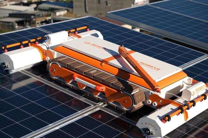 RTM PRO Solar Reinigungsroboter